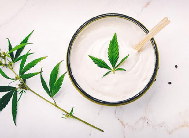 راهنمای خرید ساک دستی آماده برای ارسال محصولات بهداشتی و آرایشی