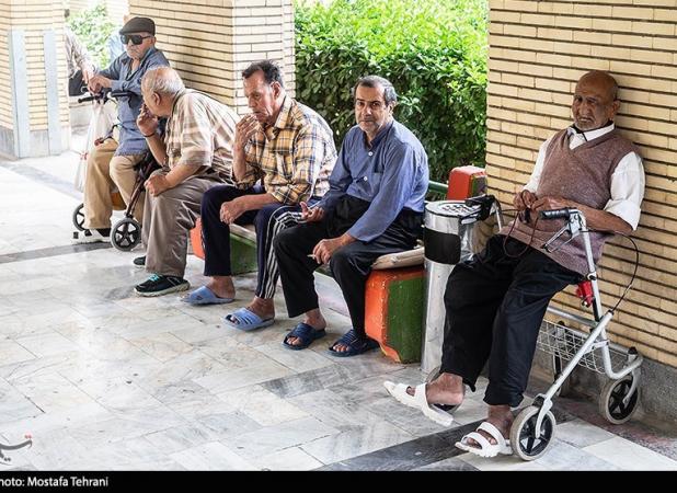 تدوین لایحه حمایت از حقوق سالمندان و ارائه آن به مجلس