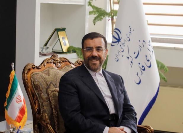 تبریک استاندار فارس به مناسبت میلاد حضرت مسیح و آغاز سال نو میلادی