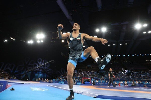 برنامه روز سوم مسابقات کشتی آزاد جهان؛آغاز کار عموزاد و آذرپیرا