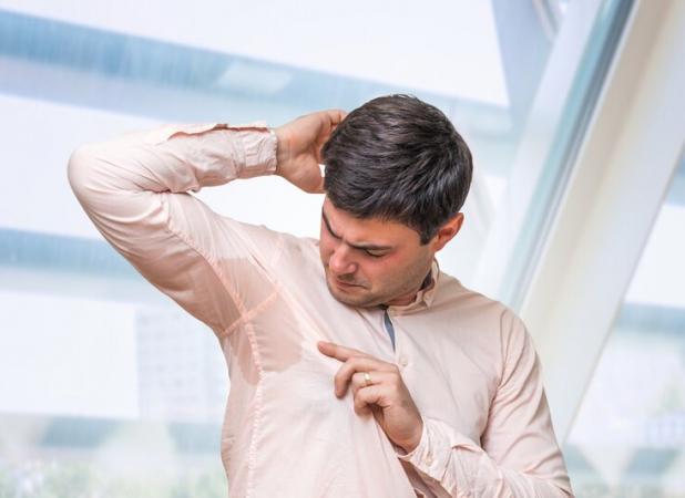 چه گیاهانی به کاهش بوی عرق کمک می‌کنند؟