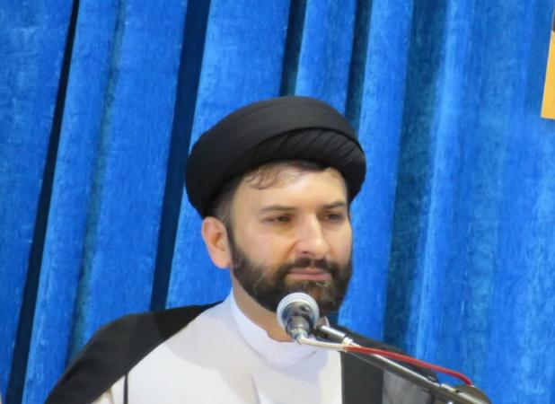 امام جمعه گراش: دانشجویان پیشگامان جهاد علمی و استکبارستیزی‌اند