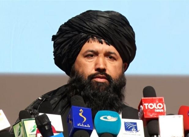 طالبان: جامعه جهانی همزمان از حمایت و تهدید علیه افغانستان استفاده می‌کند