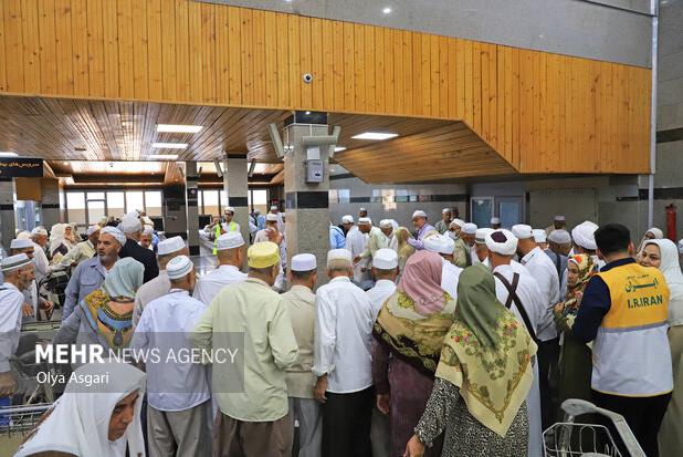 بازدید سرپرست حجاج ایرانی از روند خدمات رسانی در مرکز پزشکی هلال احمر