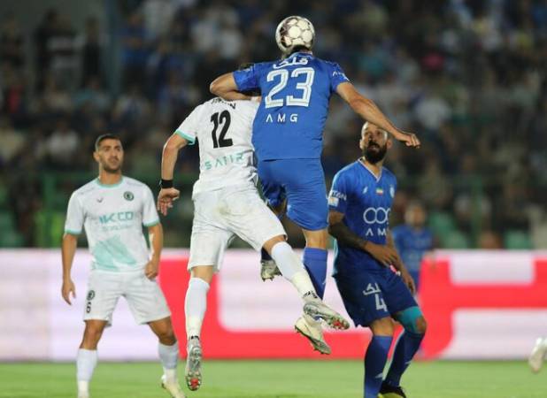 دو دیدار جذاب برای تغییر صدرنشین/ استقلال آسوده‌تر از سپاهان و تراکتور