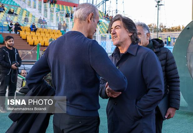 هدیه گل‌محمدی به استقلال برای داربی ۱۰۶