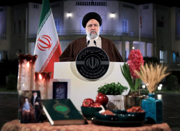 رییسی: ۱۴۰۱ سال قدرت مردم و قهرمانی ملت ایران بود / روزی نیست که از سختی‌های زندگی و معیشت مردم در رنج نباشم