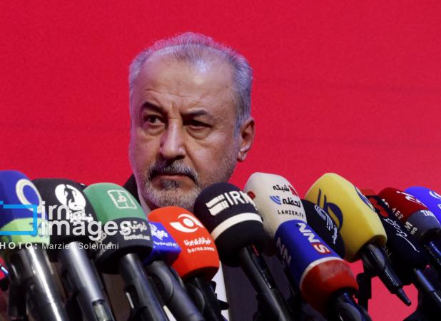 ادعای درویش درباره جذب بازیکن ۲۰ میلیون دلاری!