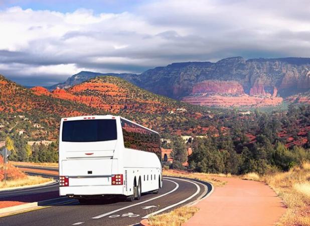 فرمان در دستان  دو زن؛ جاده تهران از نگاه راننده نمونه خراسان شمالی