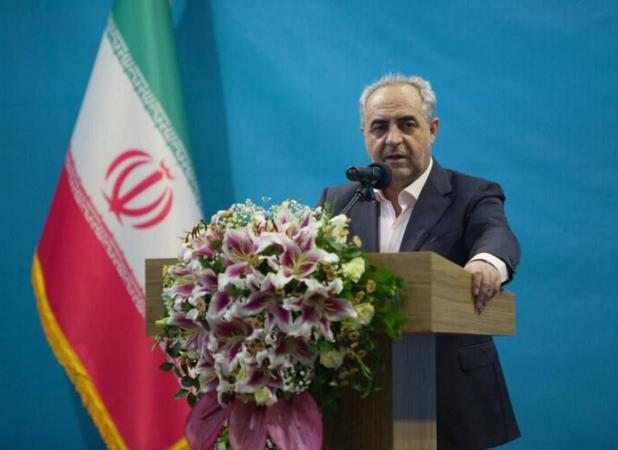 اشتغال بیش از ۱۳۰۰ نفر در کارخانه کشت و صنعت دشت میوه آذربایجان