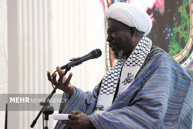 شیخ بلم: انقلاب اسلامی نور استقلال و مقاومت را به جهان تاباند