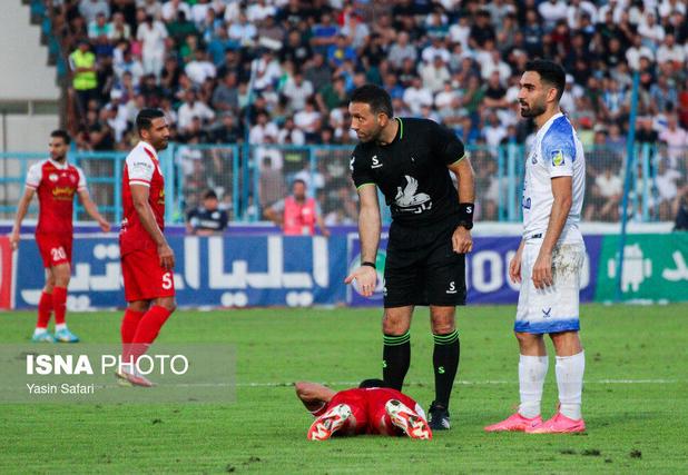 وحید کاظمی داور بازی تراکتور - پرسپولیس/ عرب‌براقی داور VAR شد