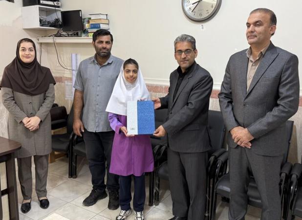 قهرمان کشوری کیک‌بوکسینگ در خارگ تقدیر شد