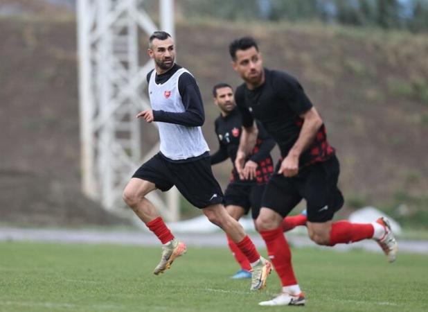 تمرین پرسپولیسی‌ها زیر بارش باران بدون مصدوم