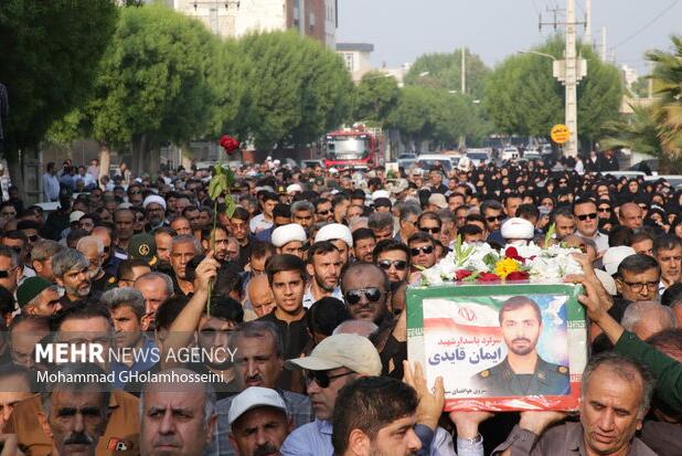 پیکر پاک شهید ایمان قائدی در بوشهر تشییع شد
