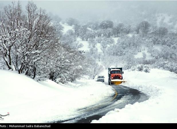 وضعیت راه‌های کشور؛ کولاک برف در جاده‌های ۶ استان