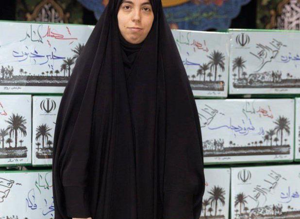 مدل گوشی ساده دختر سردار باقری جلب توجه کرد
