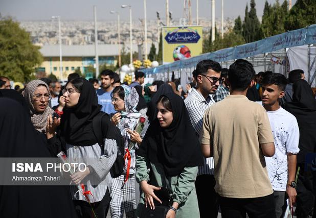 مسئول بسیج دانشجویی دانشگاه زنجان: جایگاه دانشجو در تصمیم‌گیری‌های کلان؛ چالشی که دانشگاه را از جامعه دور کرده است