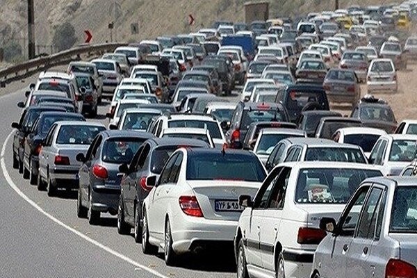 ترافیک پرحجم در محورهای استان قزوین