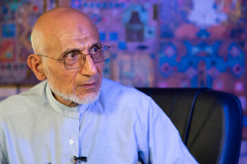میرسلیم: مردم پیام‌رسان‌های بیگانه را کنار بگذارند