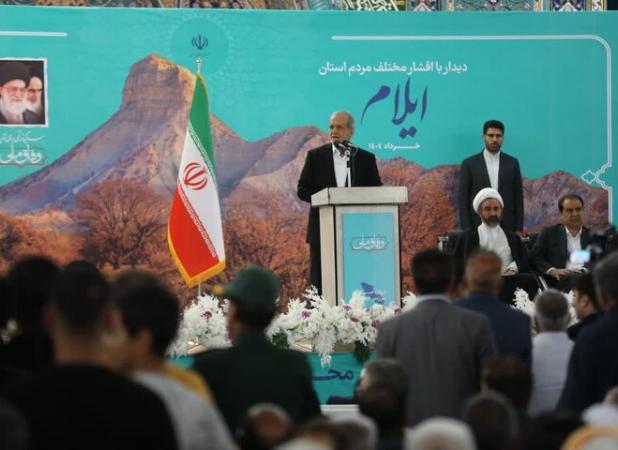 روز دوم سفر رئیس جمهور به ایلام؛ پزشکیان: مشکلات را رفع می کنیم