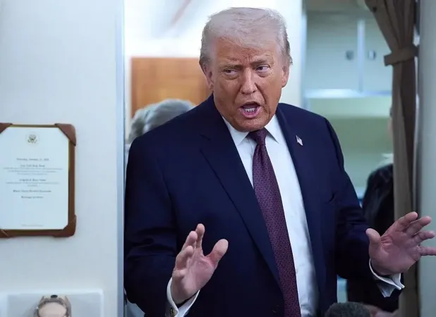 تلگراف: تهدید نظامی ترامپ برای مذاکره است