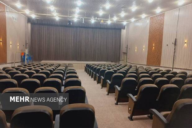 سالن تئاتر امیرنظام گروس بیجار بازسازی شد