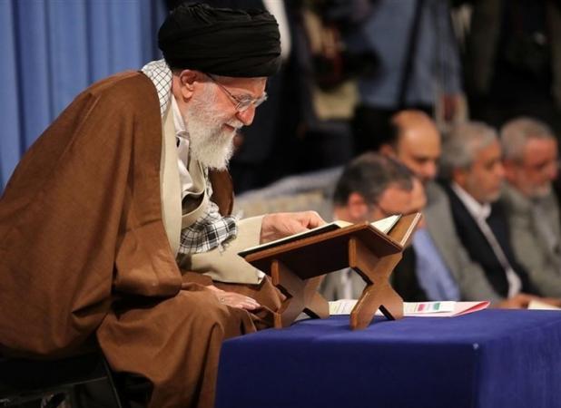 تلاوت قرآن و خطرات غنا؛ بررسی نظر فقها و امام خامنه‌ای