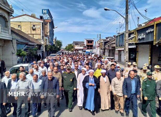 نمازگزاران آستارایی انزجار خود از رژیم صهیونیستی را فریاد زدند