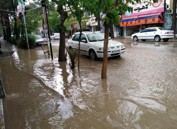 هواشناسی ایران ۱۴۰۰/۰۸/۲۸؛ سامانه بارشی در راه است/ هشدار سیلاب و تگرگ در ۱۸ استان