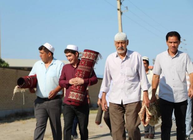 اقامه نماز عید قربان در بندرترکمن