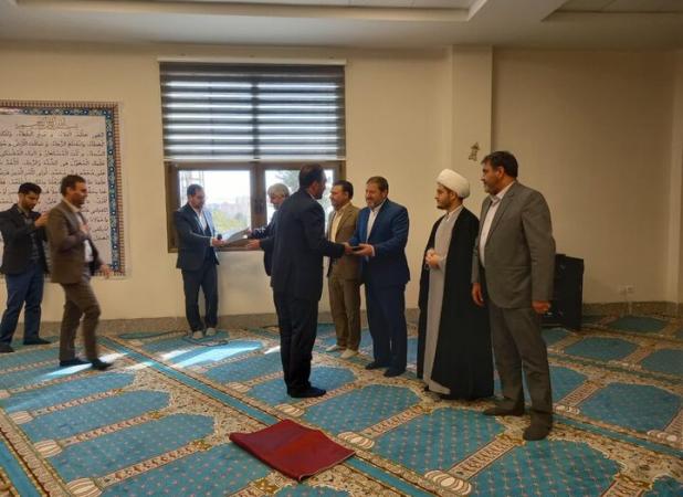 رحیمی:۲۰ درصد جمعیت ایلام از خدمات بنیاد شهید بهره مند هستند