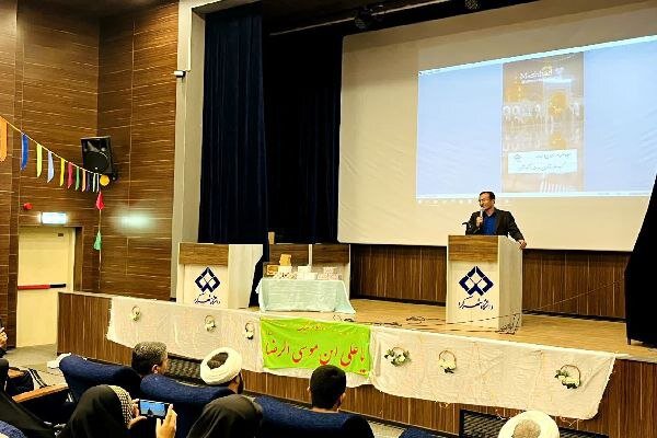 نشانه‌های کمال عقل از نگاه امام رضا (ع)