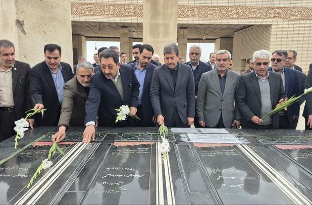 اتابک به کاشان سفر کرد