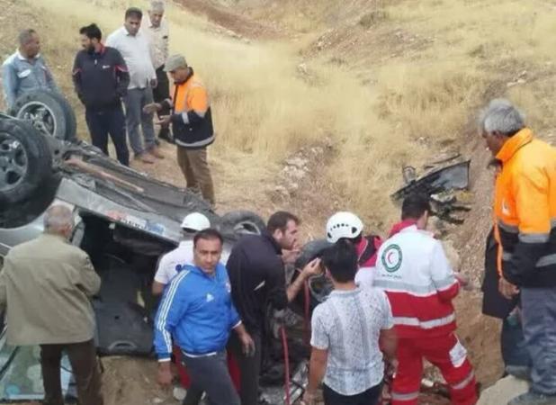 امدادرسانی هلال‌احمر ایذه در محور دزپارت به ۴ مجروح