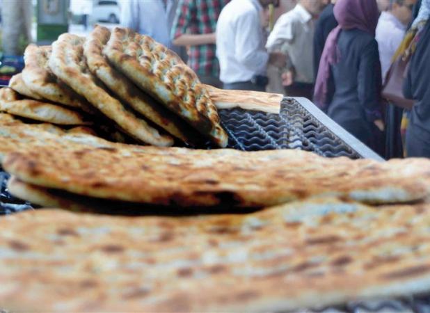 ورود بسیج به فرآیند پخت نان در جنگ ۱۲ روزه