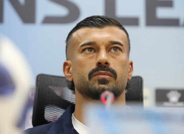 تصویری که خبر از جدایی رامین رضاییان از استقلال می‌دهد