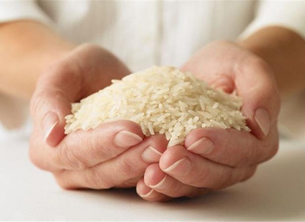 قیمت برنج با شیب مناسب درحال کاهش است