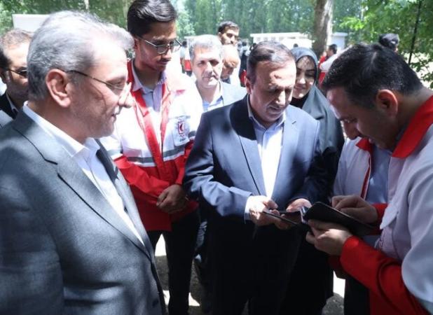 عضویت افتخاری استاندار قزوین در جمعیت هلال احمر