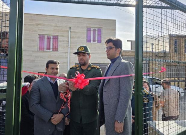 زمین چمن مصنوعی شهرک فرهنگیان رزن افتتاح شد