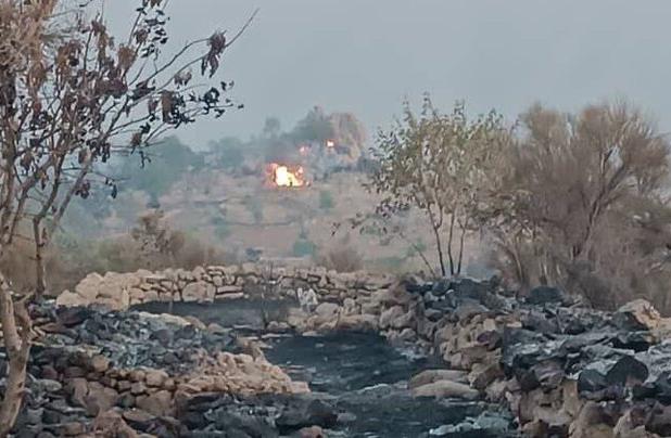آتش به جان منطقه چهنارو در روستای جبل‌النارویه فیروزآباد فارس افتاد