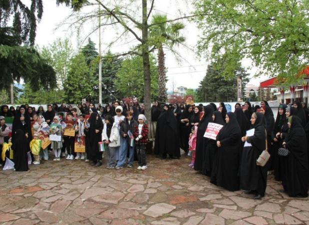 اجتماع بانوان آستارایی در حمایت از مردم غزه