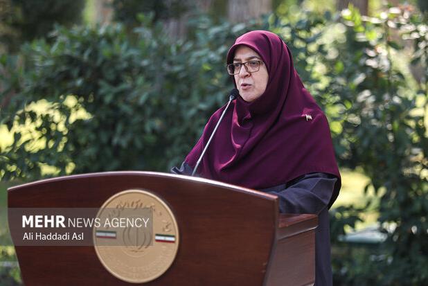مهاجرانی: غیرقانونی بودن انتصاب ظریف را پیگیری می‌کنیم