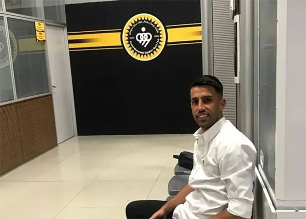 خرید پر سر و صدای سپاهان از استقلال رسمی شد