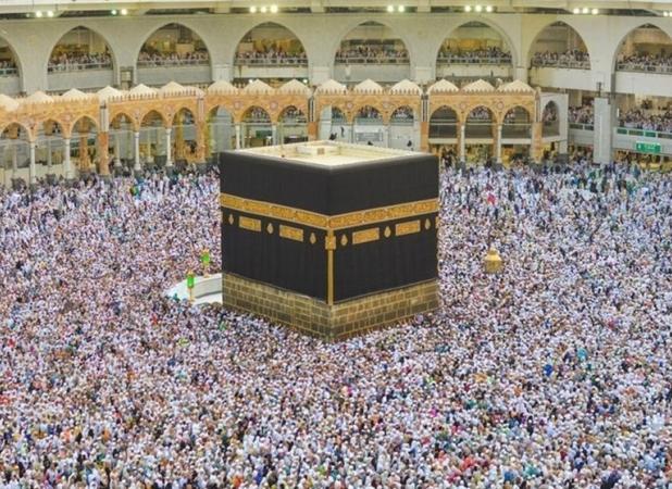 لبیکی هم‌صدا با صد شهید دفاع مقدس در سرزمین وحی