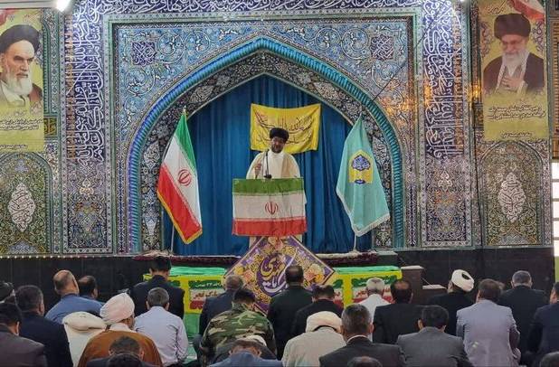 امام جمعه گناوه: حضور رهبر انقلاب پیام‌های راهبردی به همراه داشت