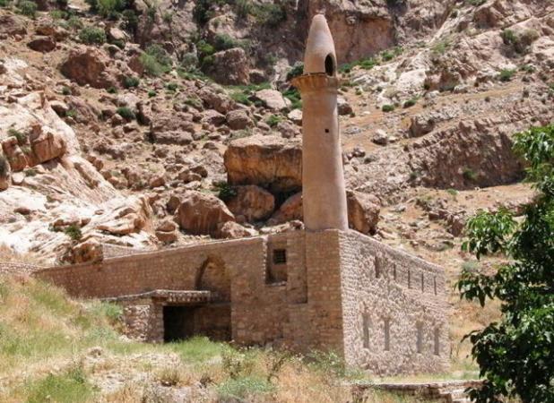 حذف ۲ مسجد کرمانشاه از لیست پرونده ثبت جهانی مساجد ایرانی