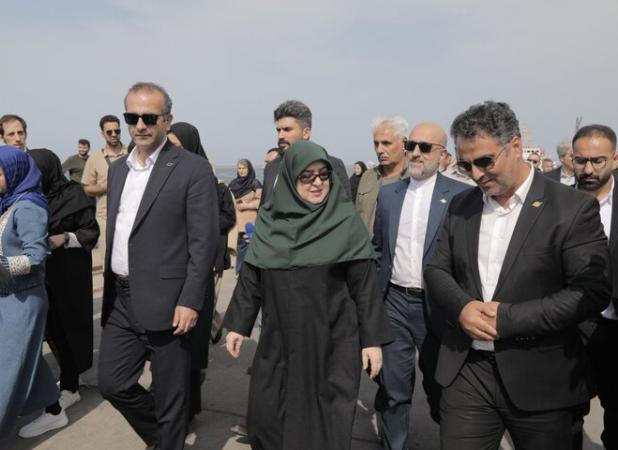 بازدید سخنگوی دولت از مجتمع بندری کاسپین