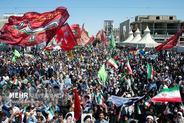 راهپیمایی «جمعه‌های خشم و نصر» در مشهد؛ فریاد وجدان بیدار