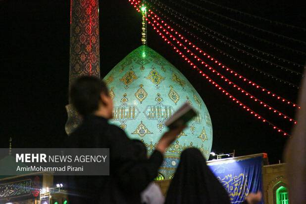 قرائت دعای توسل در شب نیمه شعبان از مسجد جمکران